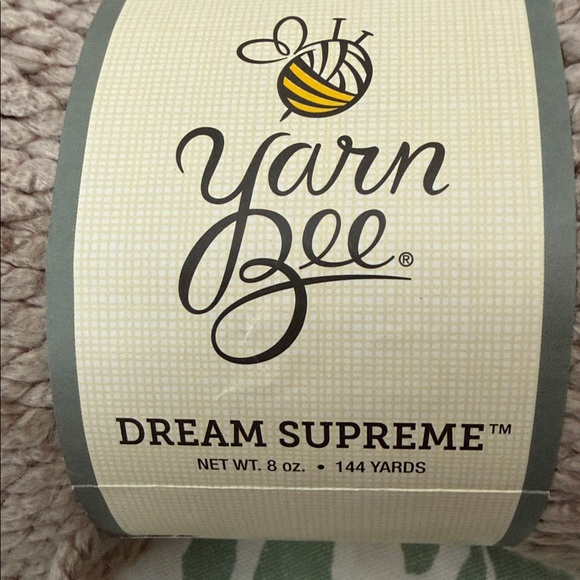 Yarn Bee Dream Supreme in Color Linen,10% Premium Micro Acrylic - Picture 2 of 7